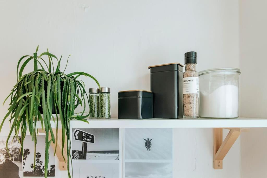 Altbautraum! 2 Zimmer Mit 24H Check-In Kiel Ngoại thất bức ảnh